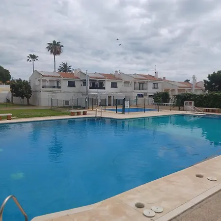 Vakantiehuis 12 House In Front Of The Sea *