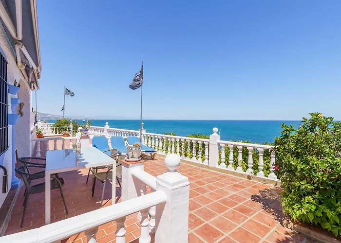 12 House In Front Of The Sea Vakantiehuis