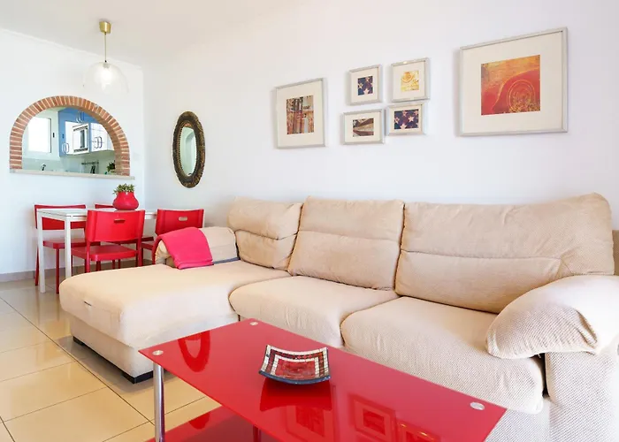 12 House In Front Of The Sea Vakantiehuis